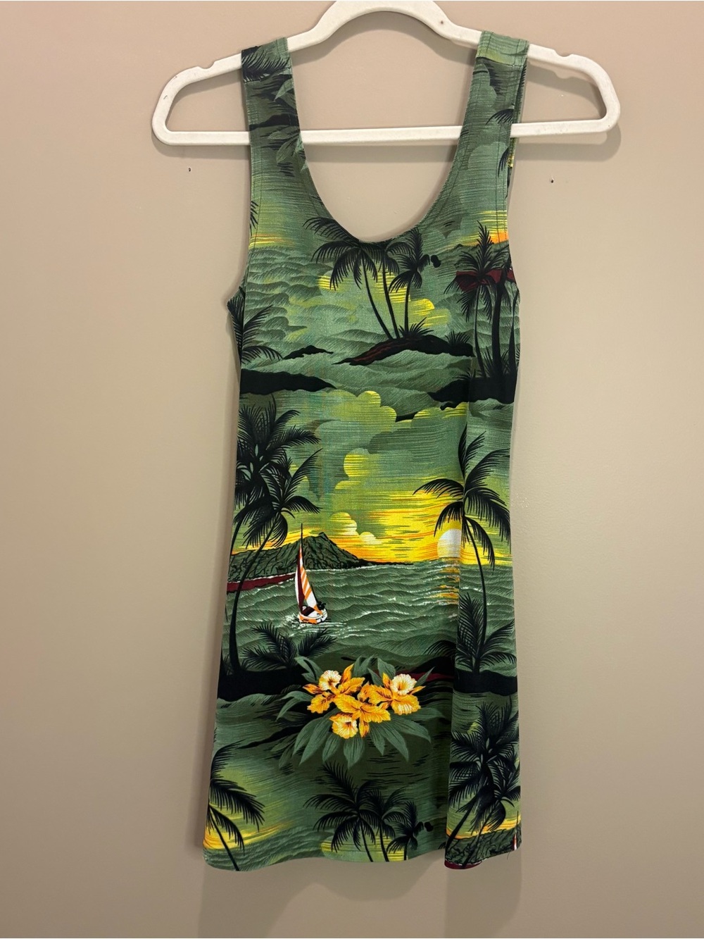 Vintage Hawaiian dress no tag